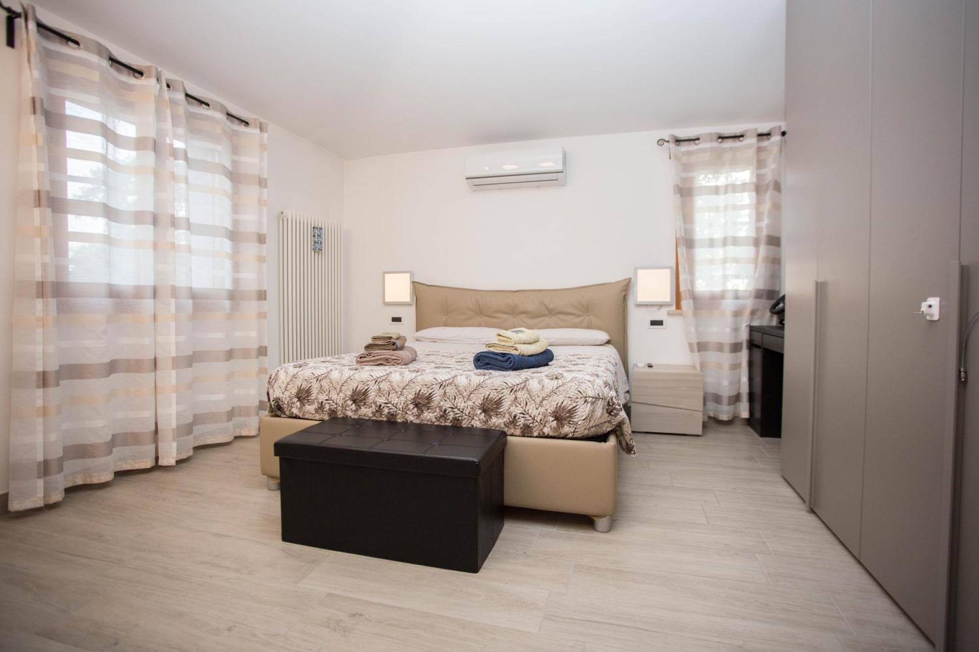 Hotel Casa Di Marco E Kaila à Tavullia Extérieur photo